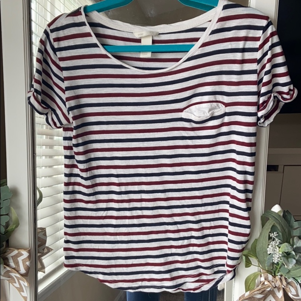 Basic false pocket tee